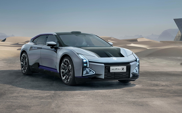 高合HiPhi Z以極具未來感的“數(shù)字機(jī)甲”為造型.jpg