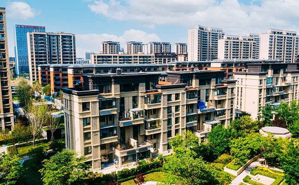 沿海城市 保溫節(jié)能系統(tǒng)需更重視防潮抗風壓性能.jpg